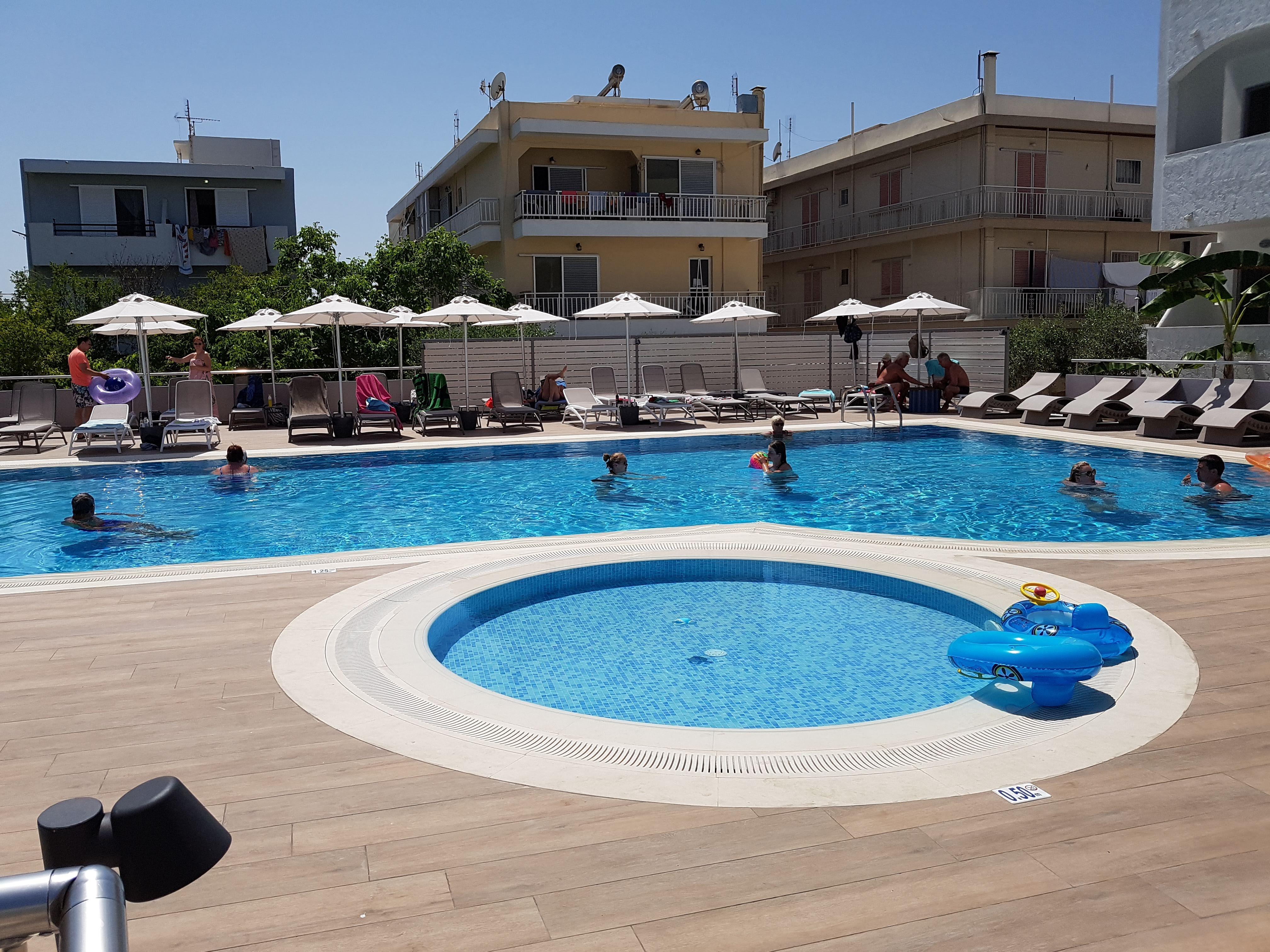 Imperial Hotel And Apartments بلدة كوس المظهر الخارجي الصورة