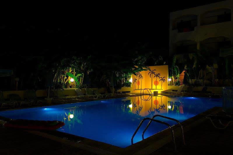 Imperial Hotel And Apartments بلدة كوس المظهر الخارجي الصورة
